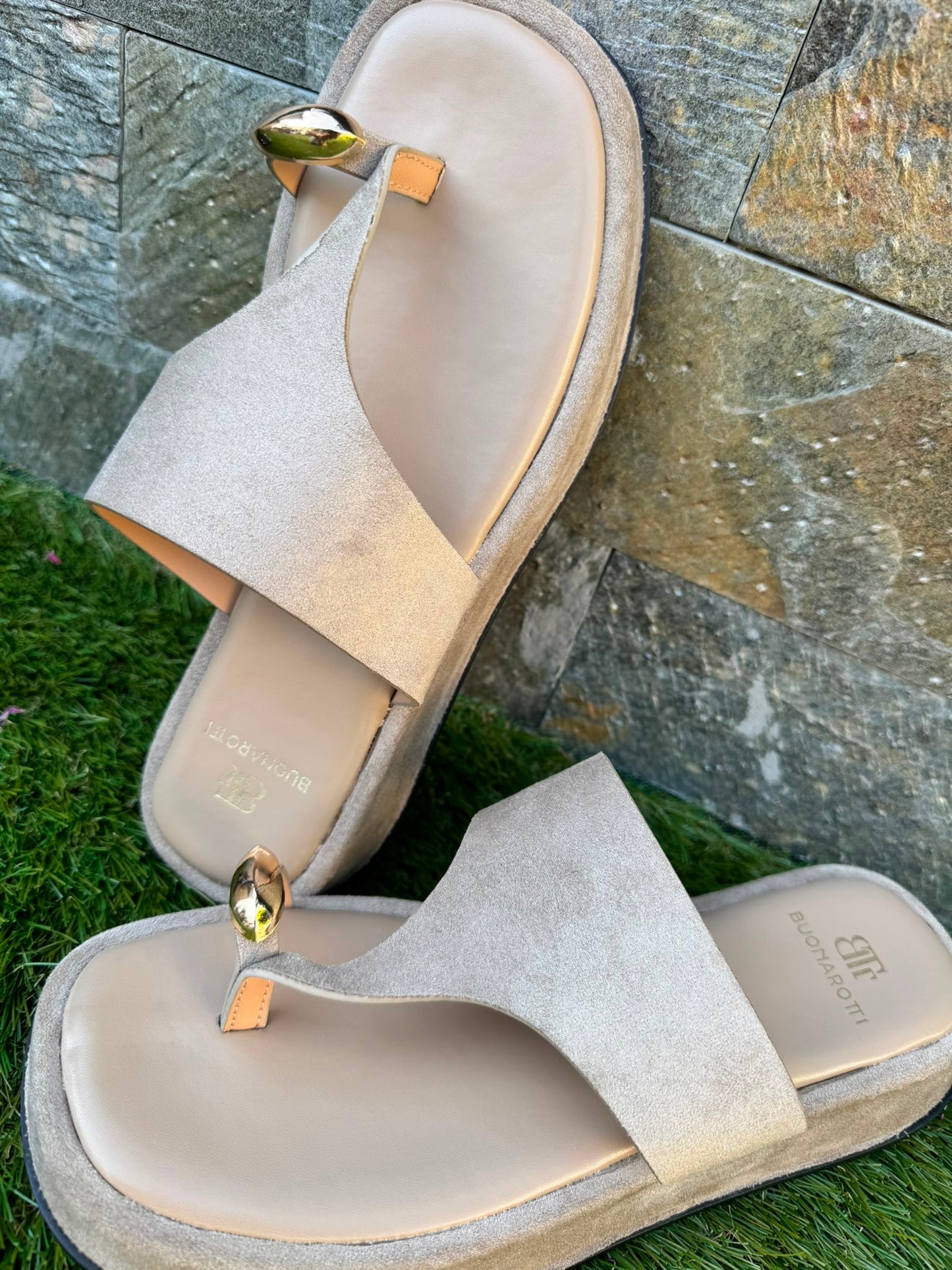 SANDALIAS MIA