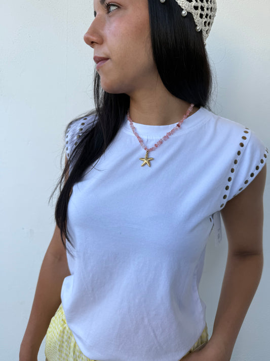 CAMISETA BLANCA TACHUELAS