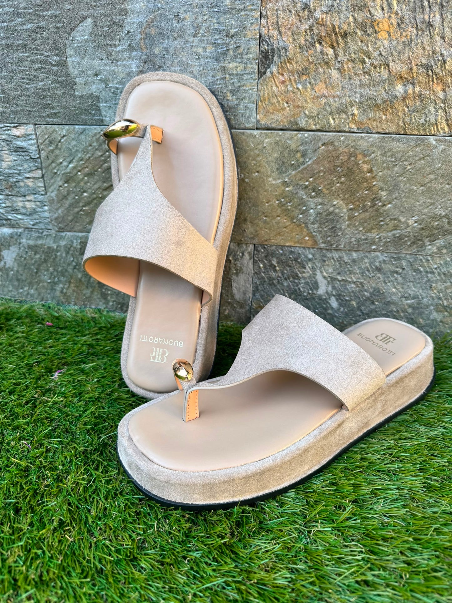 SANDALIAS MIA